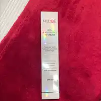 NOCIBÉ - Fond de teint crème correcteur & anti-âge SPF 50