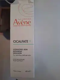 EAU THERMALE AVÈNE - Cicalfate+ - Hydrating skin repairing emulsion