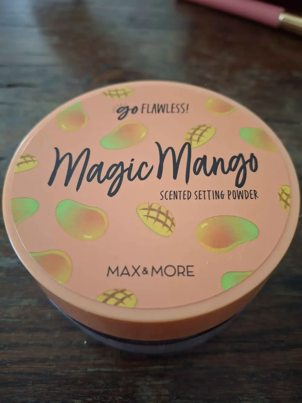 MAX & MORE - Magic mango - Scented setting powder