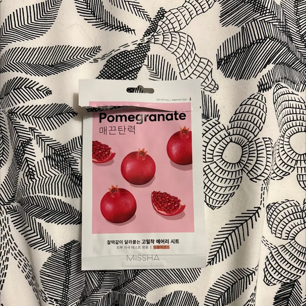 MISSHA - Pomegranate - Airy fit sheet mask