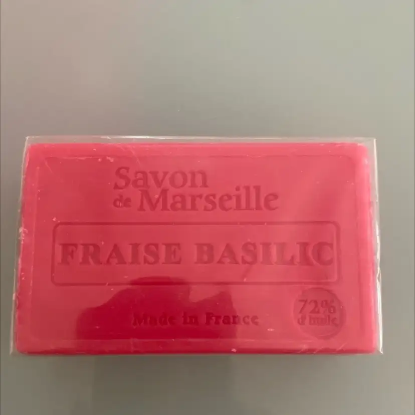LE SECRET NATUREL - Savon de marseille fraise basilic - Pain de savon