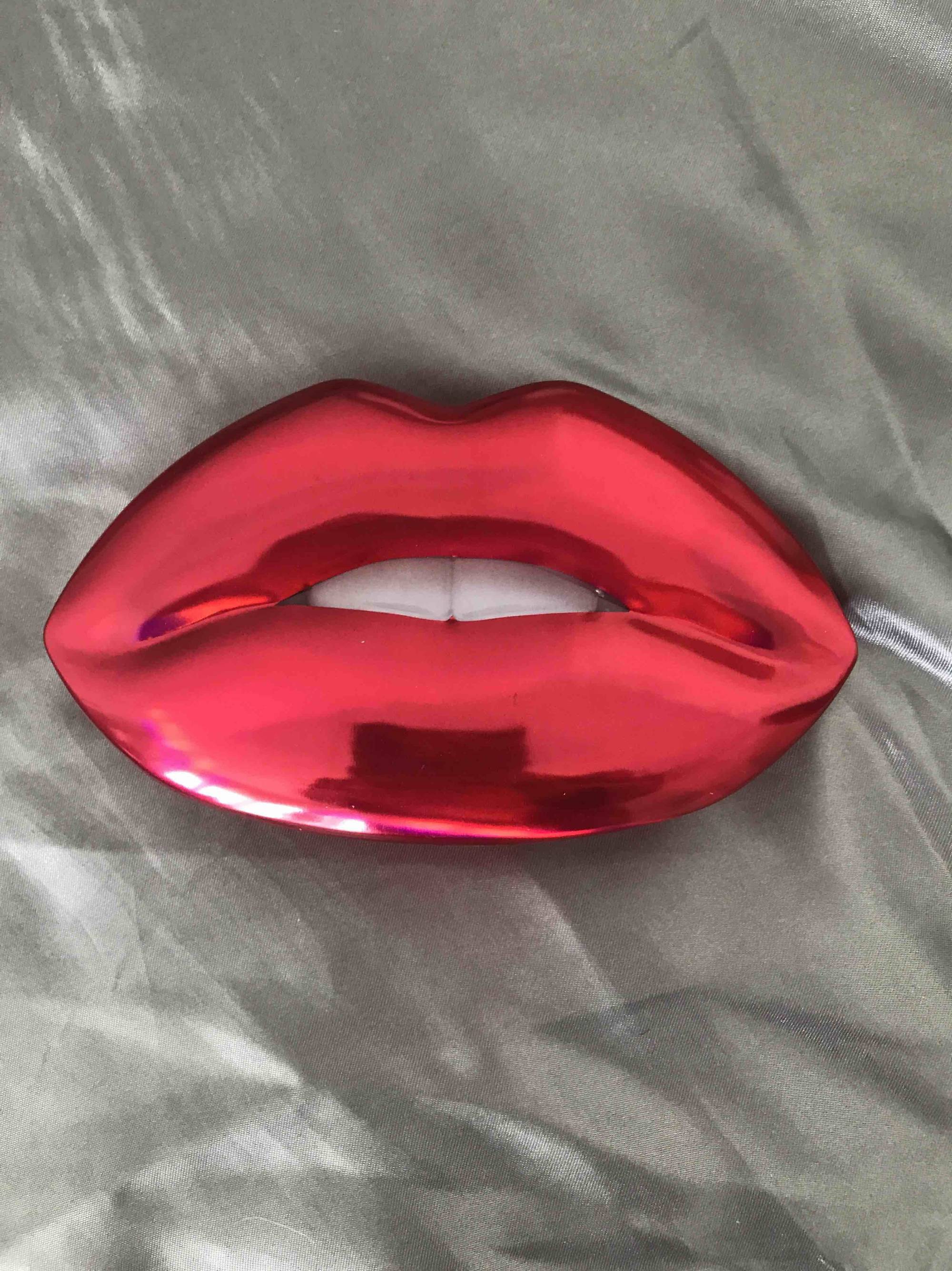 HUDA BEAUTY - Kit crayon à lèvres + mini rouge à lèvres liquide + mini gloss