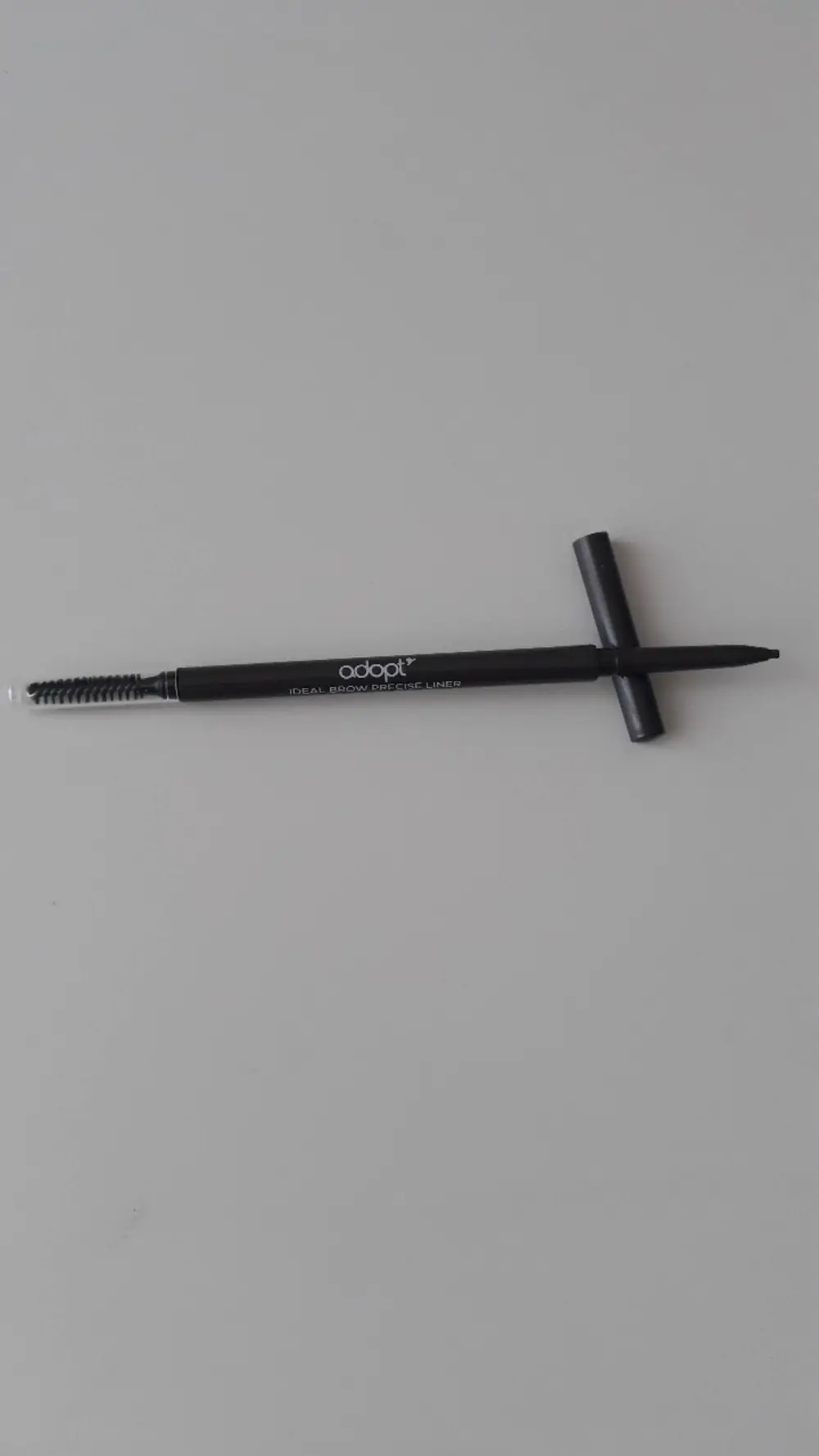 ADOPT' - Ideal brow precise liner