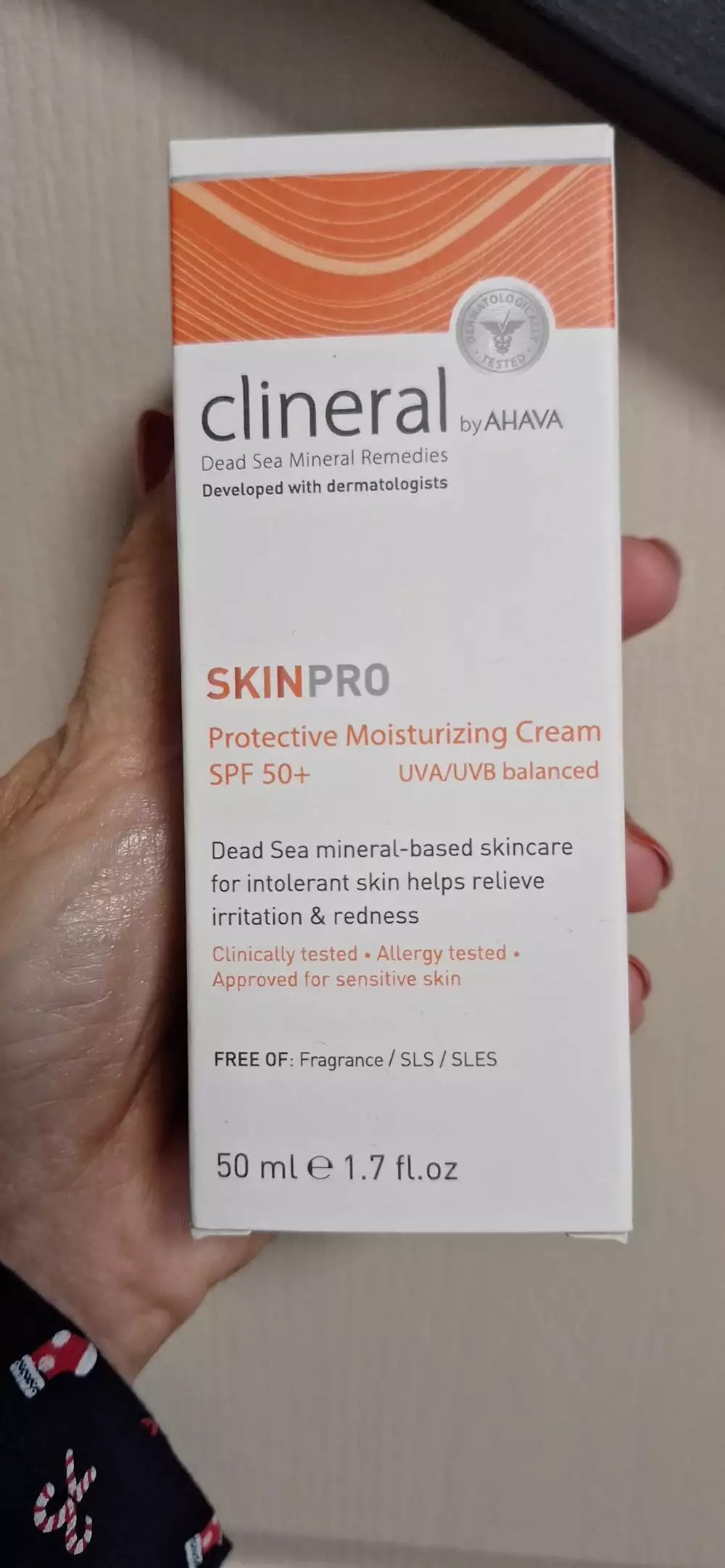 CLINERAL BY AHAVA - Skinpro - Protective moisturizing cream SPF 50+