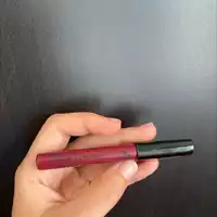 AVRIL - Crayon rouge à lèvres