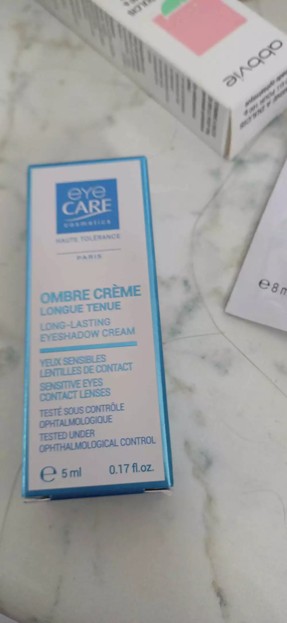 EYE CARE - Ombre crème longue tenue