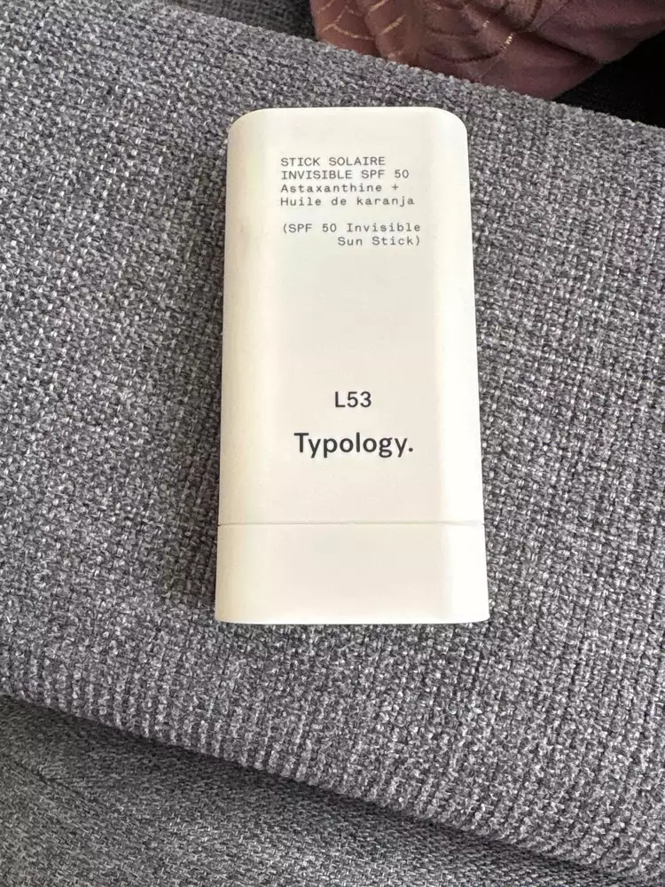 TYPOLOGY - Stick solaire invisible SPF 50