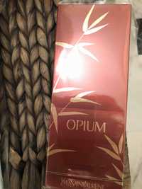 YVES SAINT LAURENT - Opium - Voile hydratant pour le corps