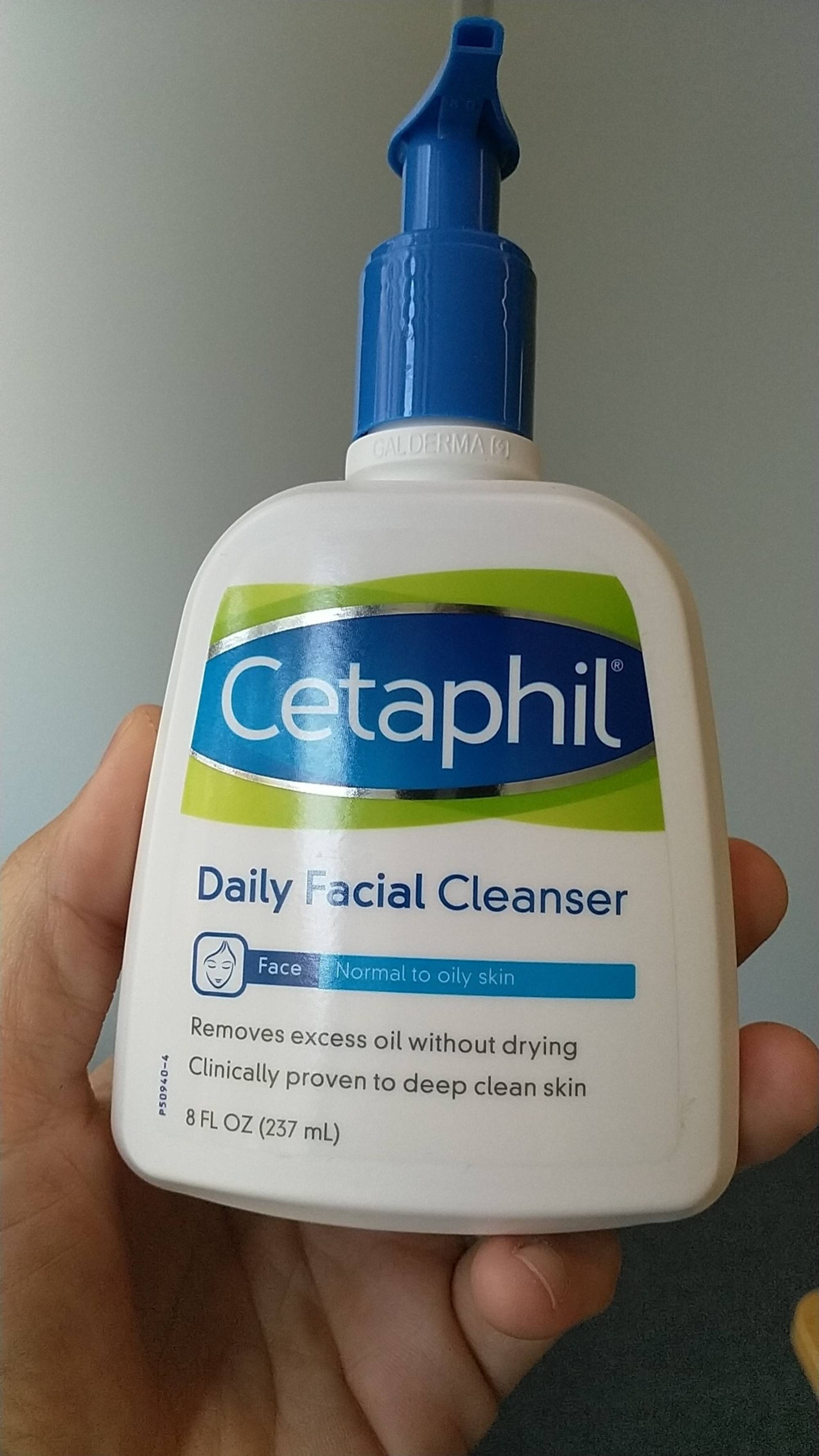 CETAPHIL - Daily facial cleanser 