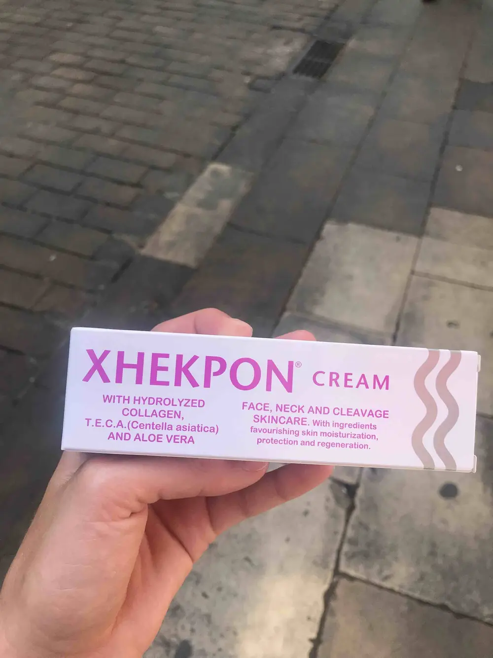 XHEKPON - Cream face, neck and cleavage