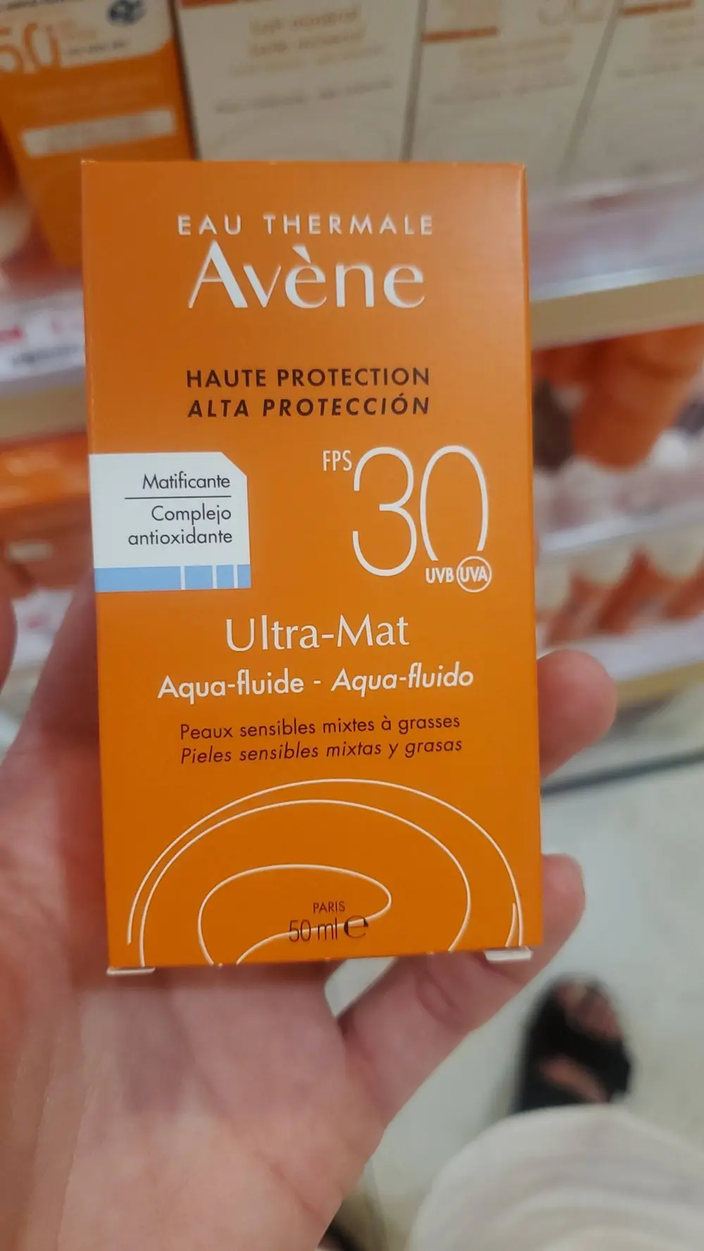 AVÈNE - Aqua-fluide ultra-mat FPS 30