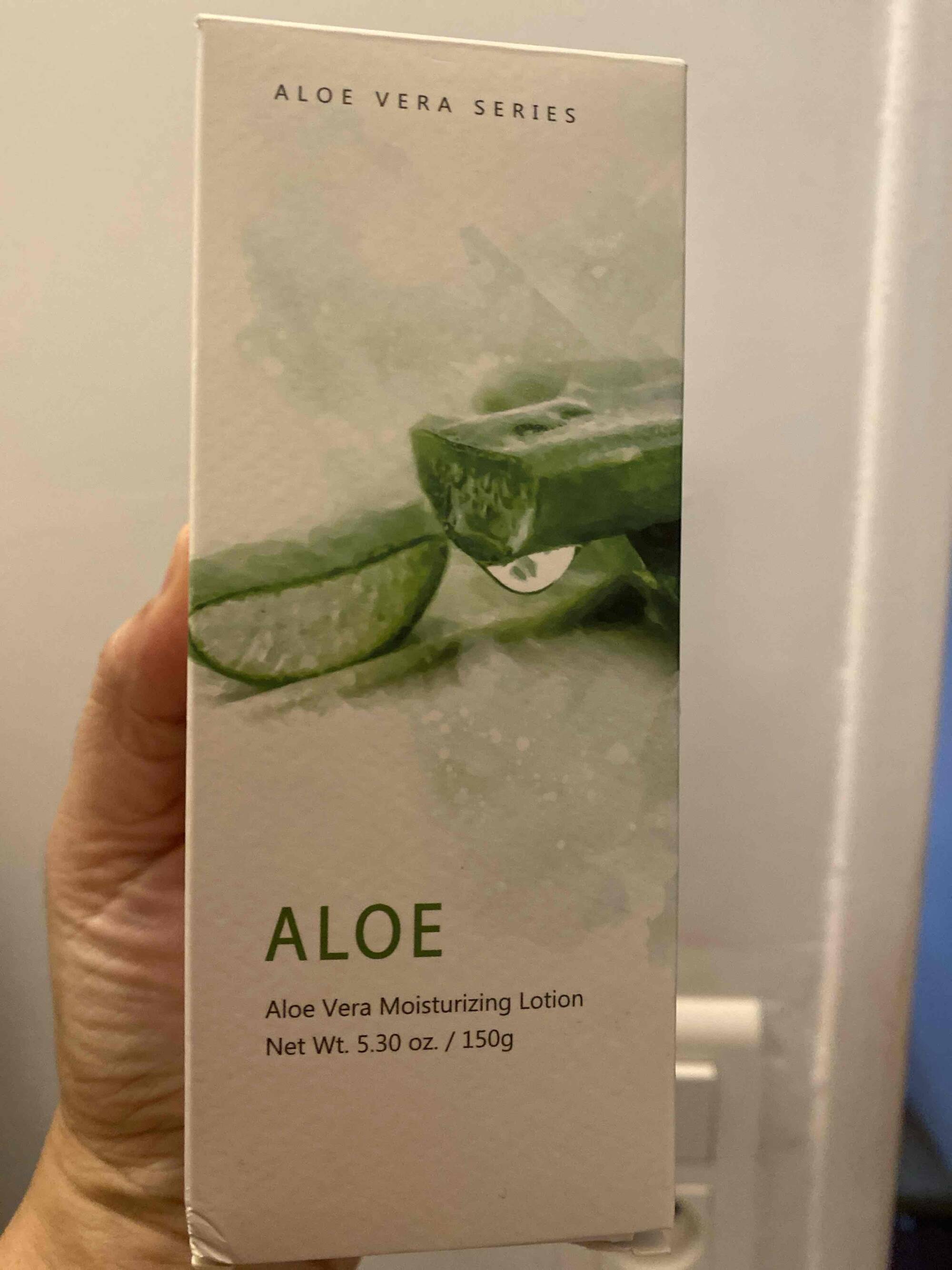 MINISO - Aloe vera moisturizing lotion