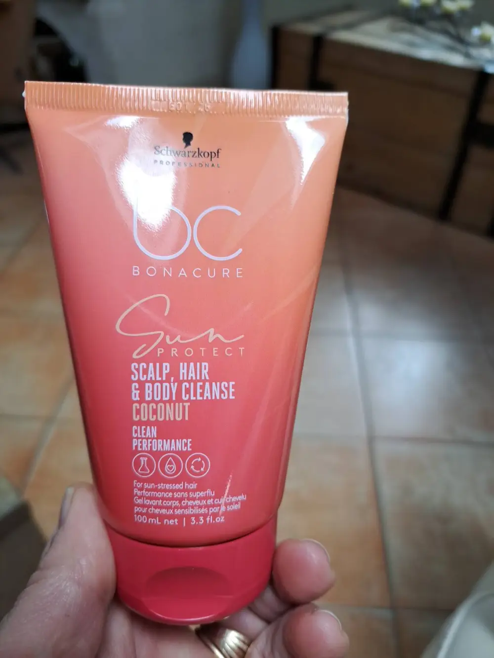 SCHWARZKOPF - Sun protect coconut - Scalp, hair & body cleanse