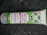 HUMAN+KIND - Revitalising body wash grapefruit