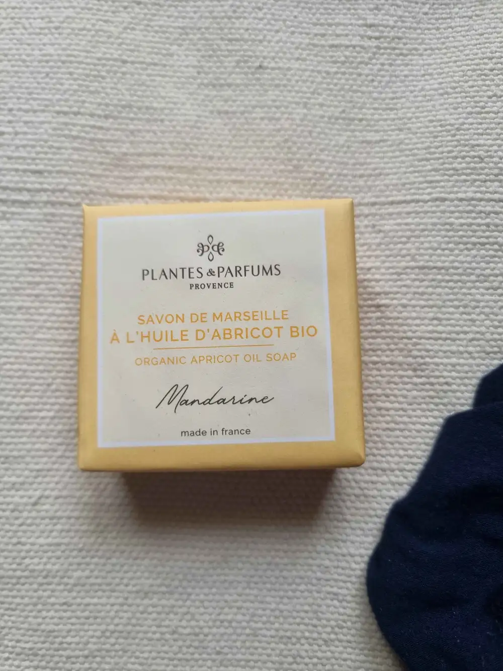 PLANTES ET PARFUMS  PROVENCE - Savon de Marseille à l'huile d'abricot bio