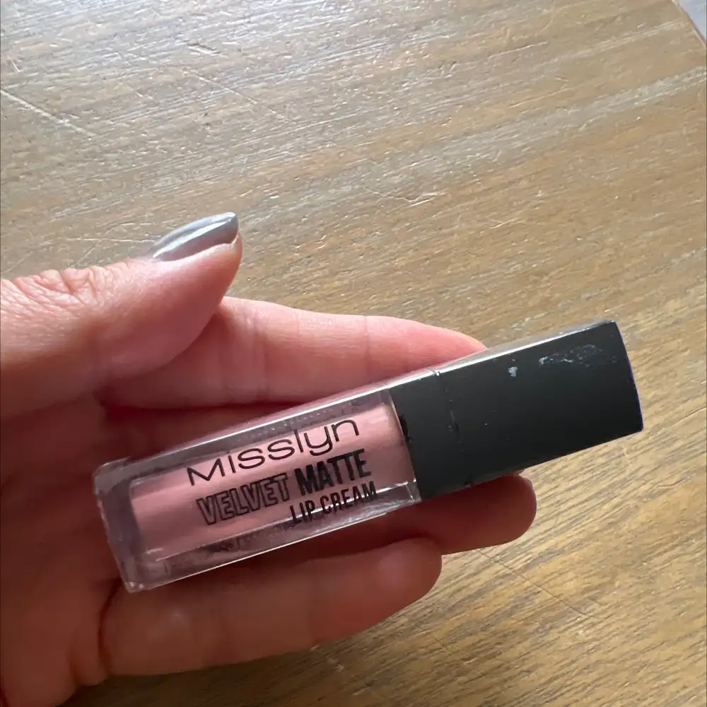 MISSLYN - Velvet matte lip cream