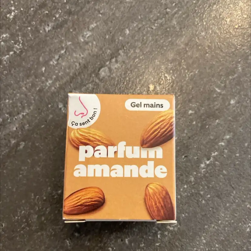 900.CARE - Gel mains parfum amande