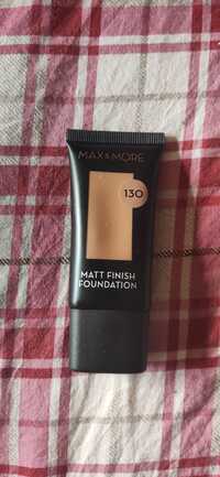 MAX & MORE - Matt finish foundation 130