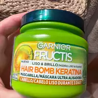 GARNIER - Fructis - Mascarilla hair bomb keratina