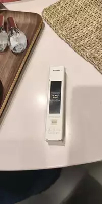 KORRES - Black pine - Lifting concealer 