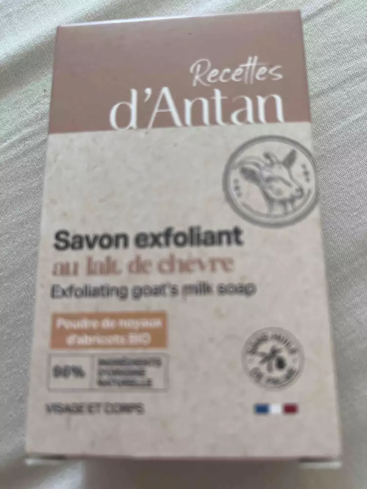 RECETTE D'ANTAN - Savon exfoliant au lait de chèvre