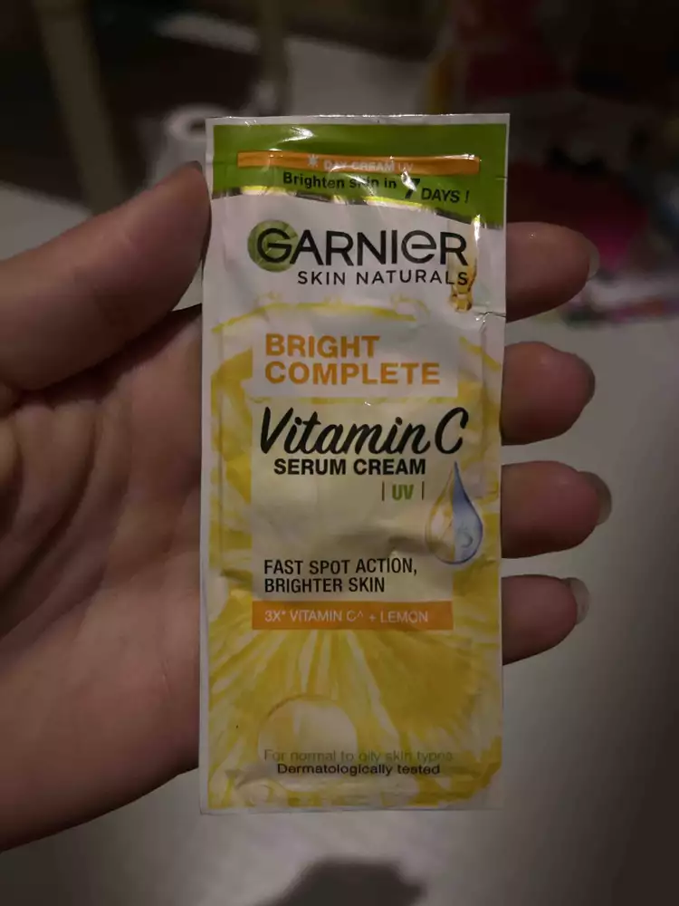 GARNIER - Bright complete - Vitamin C serum cream