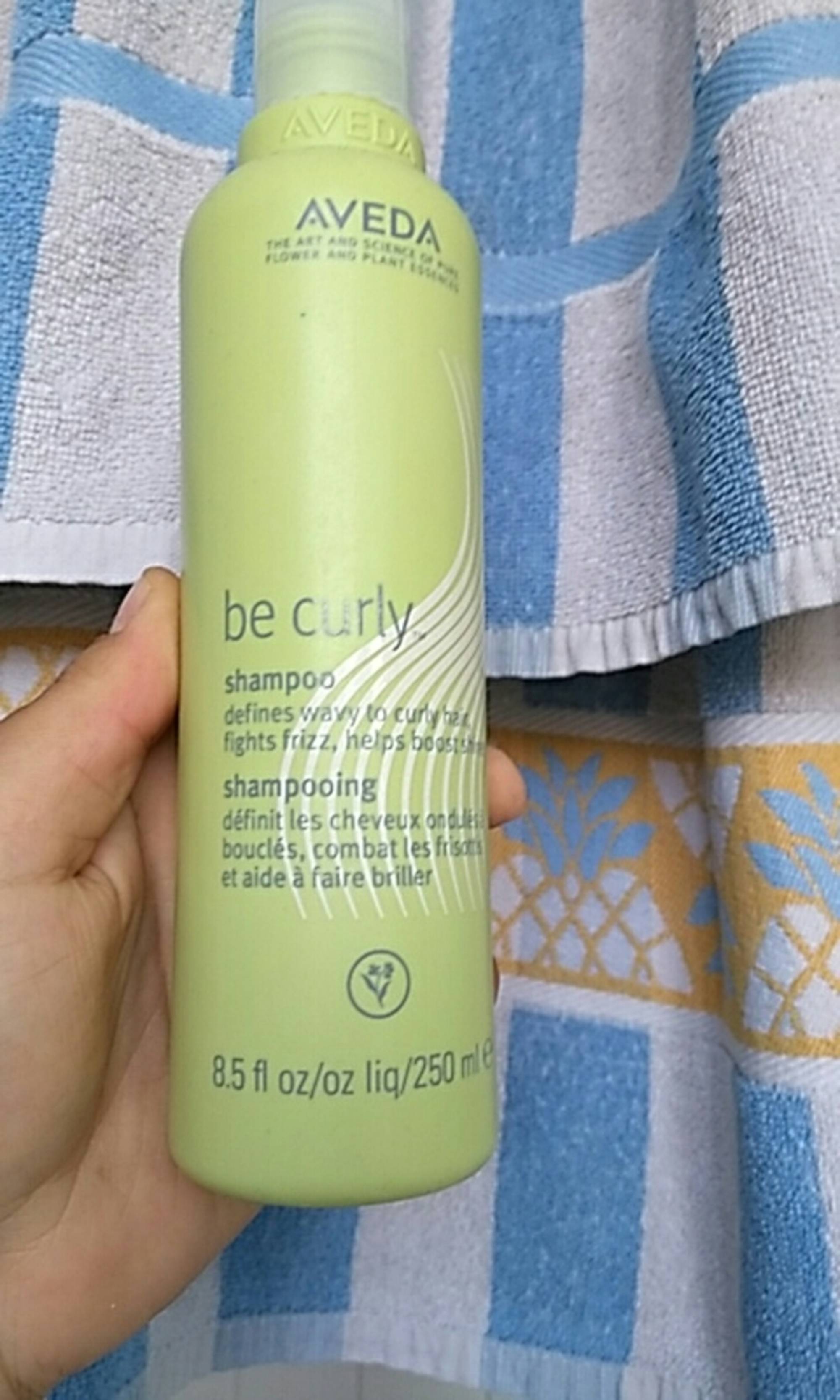 AVEDA - De curly shampoo