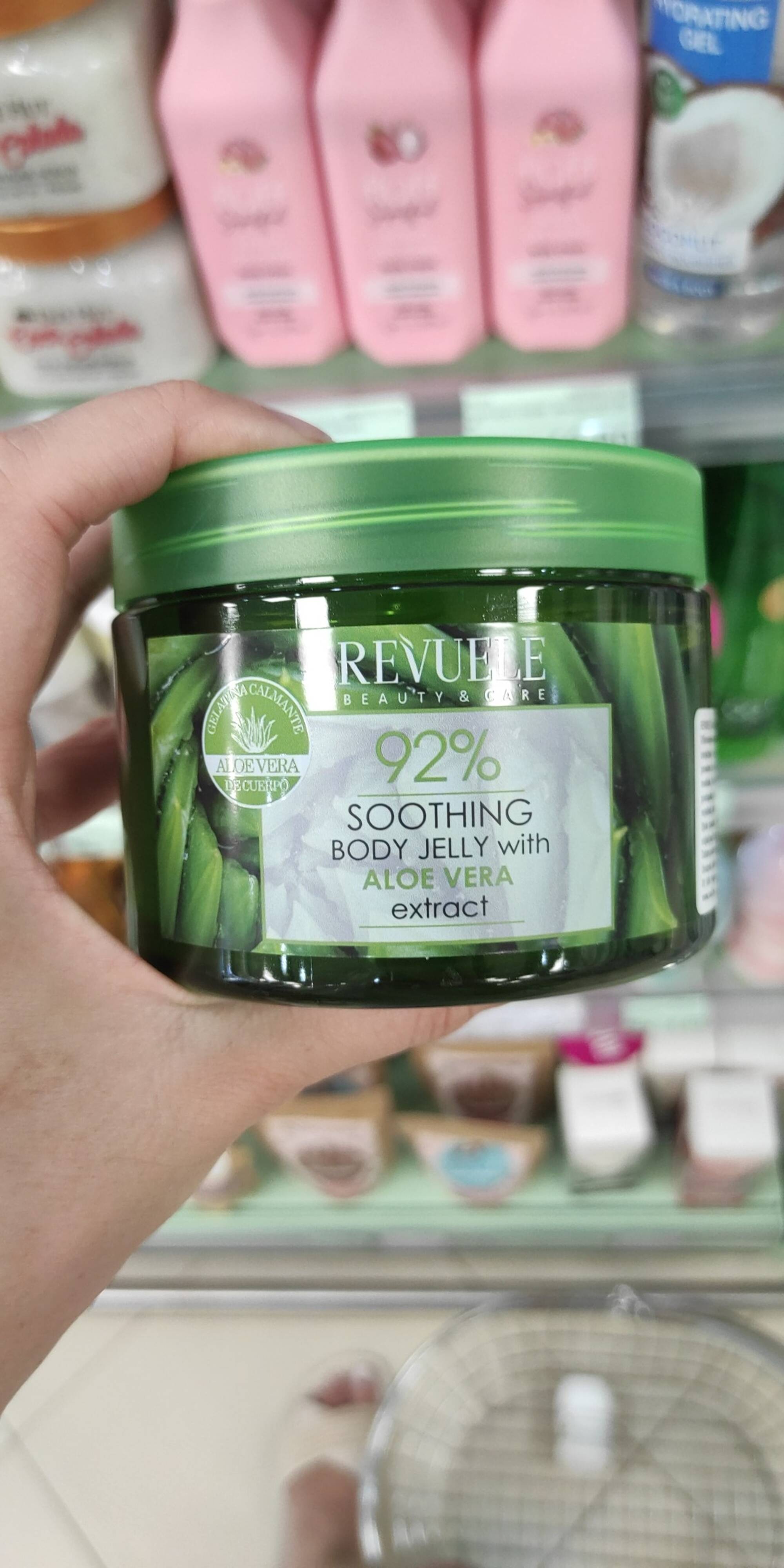 REVUELE - Soothing body jelly with aloe vera extract