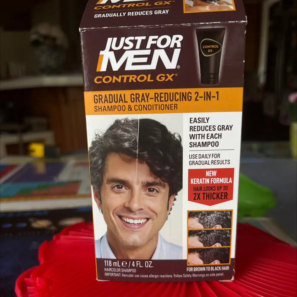 JUST FOR MEN - Gradual gray-reducing 2-in1 - Shampoo & conditioner