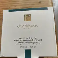 ABLE SKINCARE LONDON - Traitement pro-expert correcteur anti-imperfections à l'acide salicylique