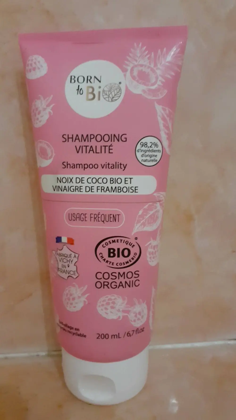 BORN TO BIO - Noix de coco bio et vinaigre de framboise - Shampooing vitalité