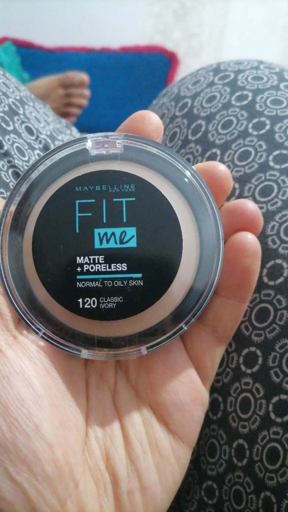 MAYBELLINE - Fit me - Matte+poreless powder 120 Classic ivory 