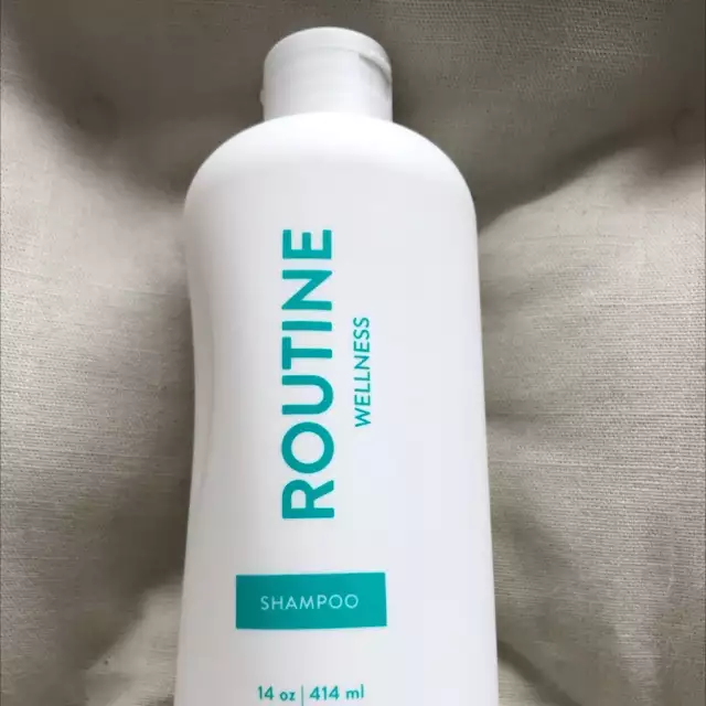 ROUTINE WELLNESS - Gardenia & jasmine Shampoo