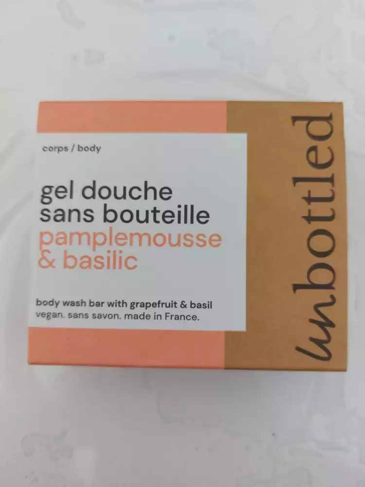 UN BOTTLED - Pamplemousse & basilic - Gel douche sans bouteille