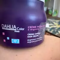 DAHLIA COLOR - Crème pour cheveux à l’arginine et à la kératine