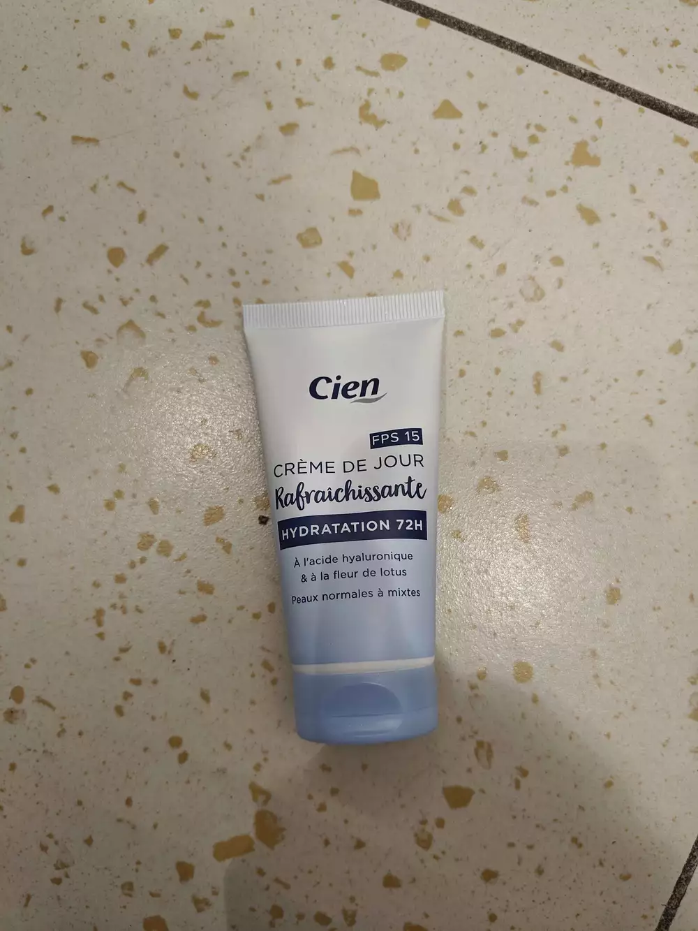 CIEN - Crème de jour rafraîchissante FPS 15