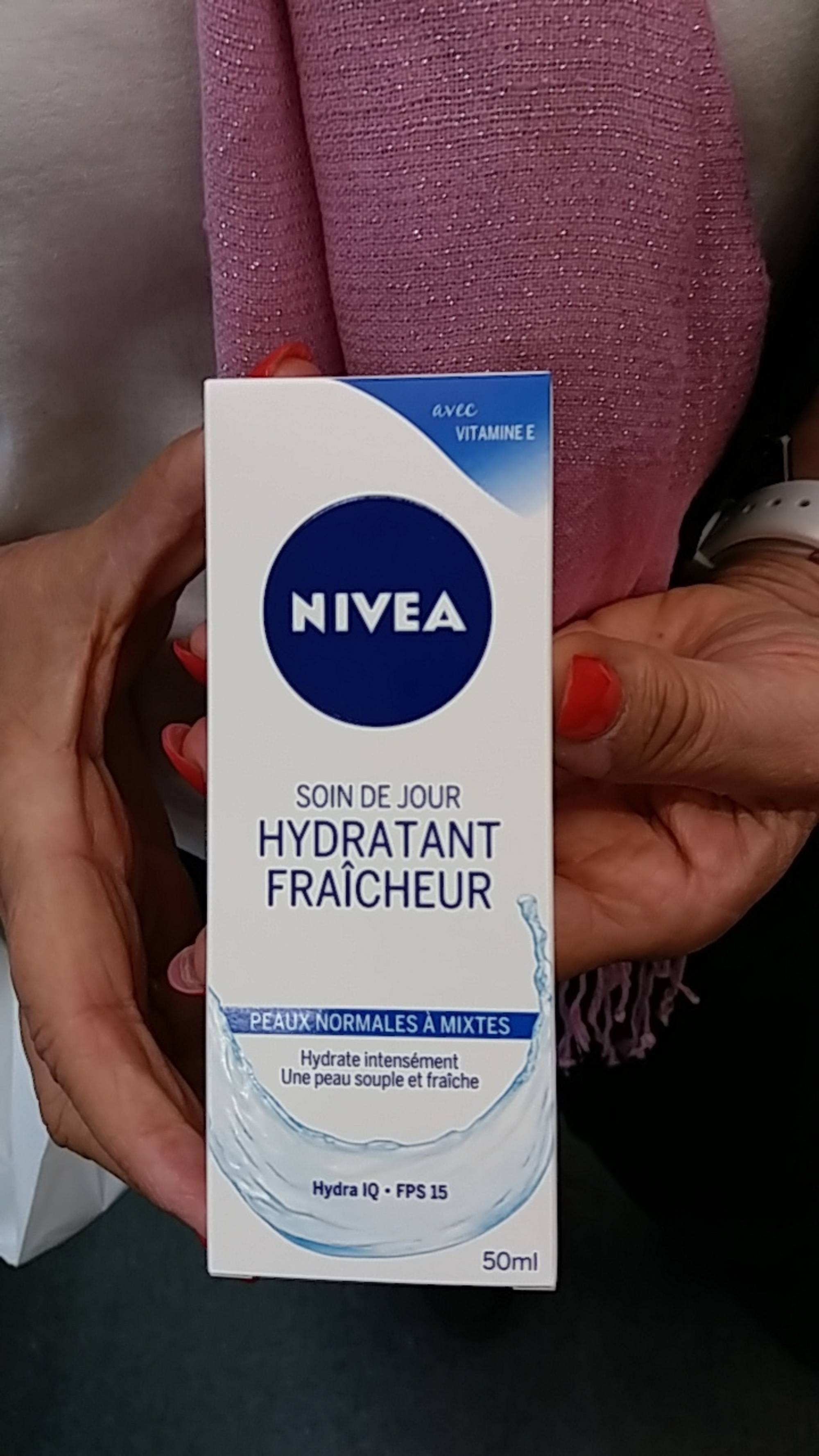 Nivea - Soin de jour 24h Hydratant + Fraîcheur peaux normales - 50ml