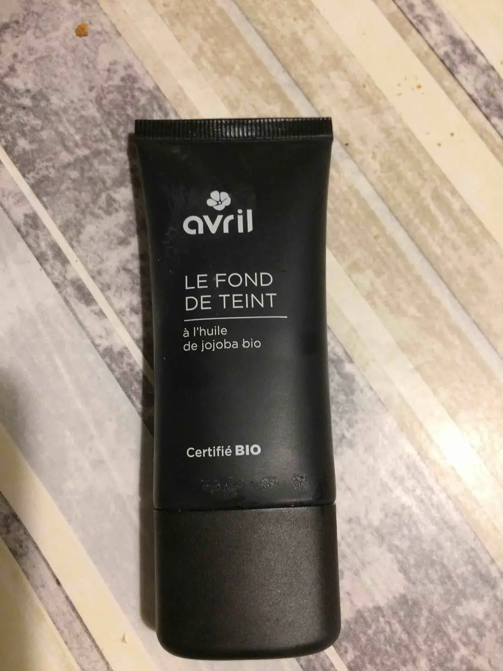 AVRIL - Fond de teint à l'huile de jojoba bio