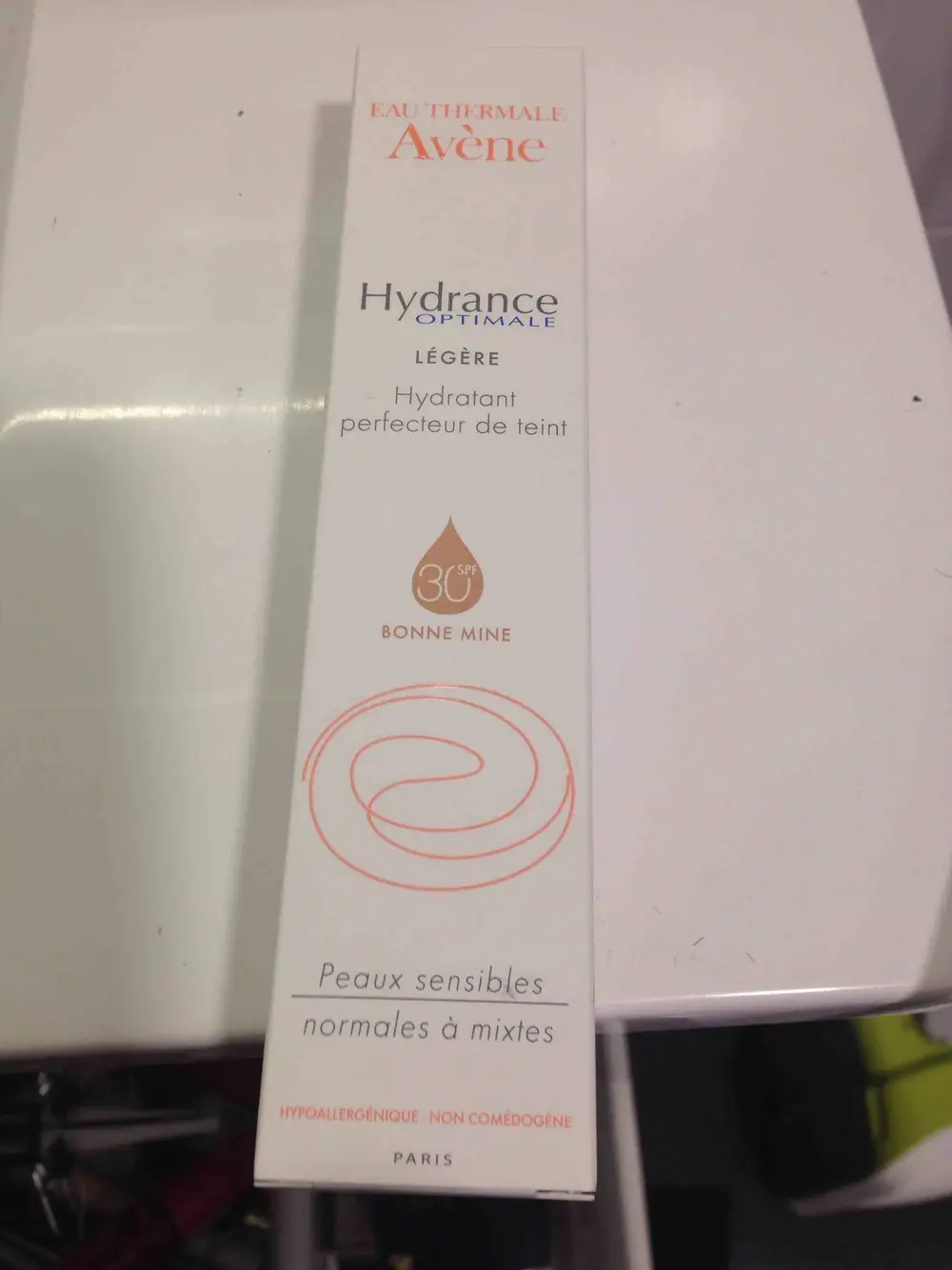 AVÈNE - Hydrance optimale légère - Hydratant perfecteur de teint