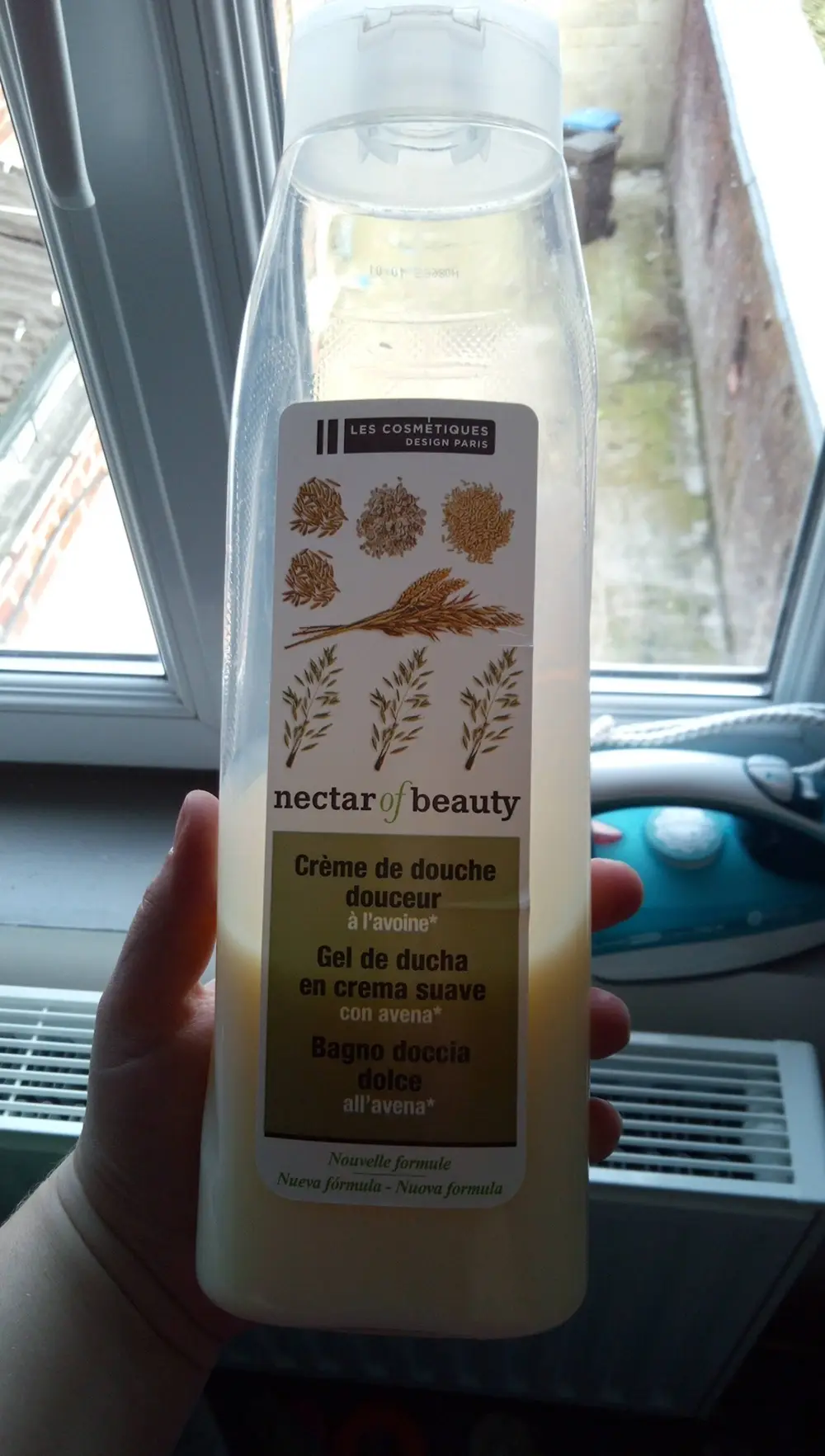 LES COSMÉTIQUES DESIGN PARIS - Nectar of beauty - Crème de douche douceur à l'avoine