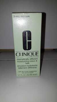 CLINIQUE - 3 Step skin care - Emulsion hydratante tellement différente
