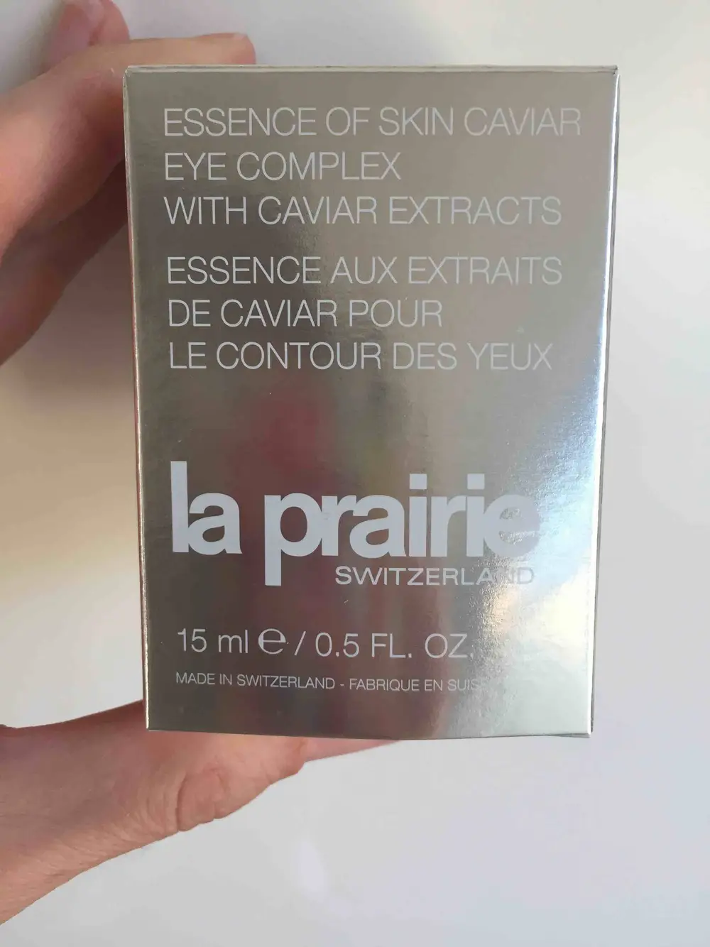 LA PRAIRIE - Essence aux extraits de caviar pour le contour des yeux