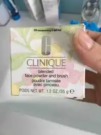 CLINIQUE - Poudre tamisée avec pinceau