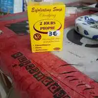 STAR COSMETIC - Exfoliating soap - Savon gommant 2 jours propre