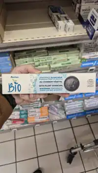 AUCHAN - Dentifrice blancheur au charbon végétal bio