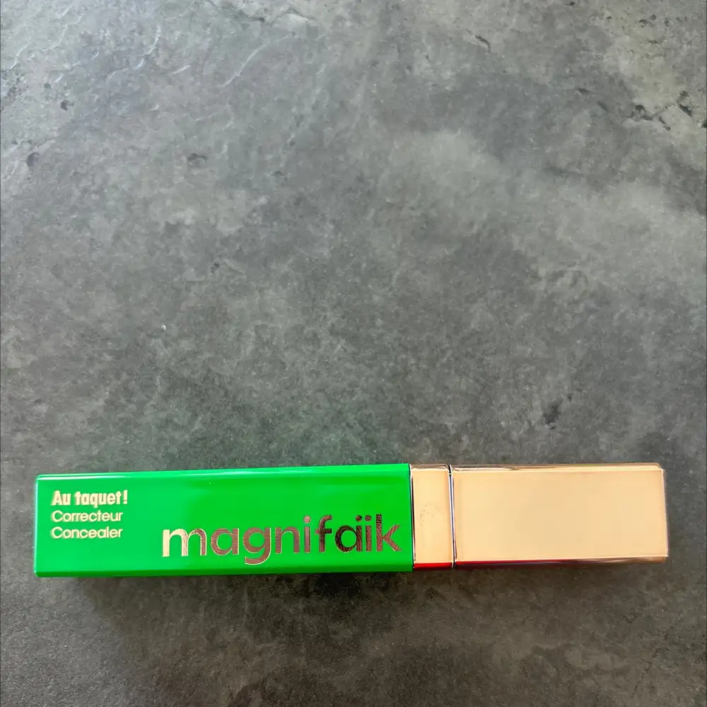 MAGNIFAIK - Au taquet correcteur 