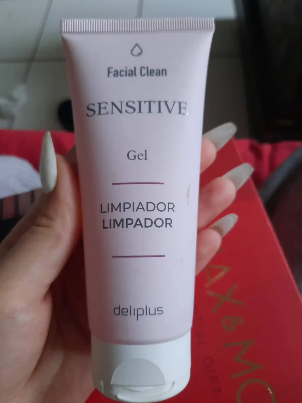 DELIPLUS - Facial clean sensitive gel