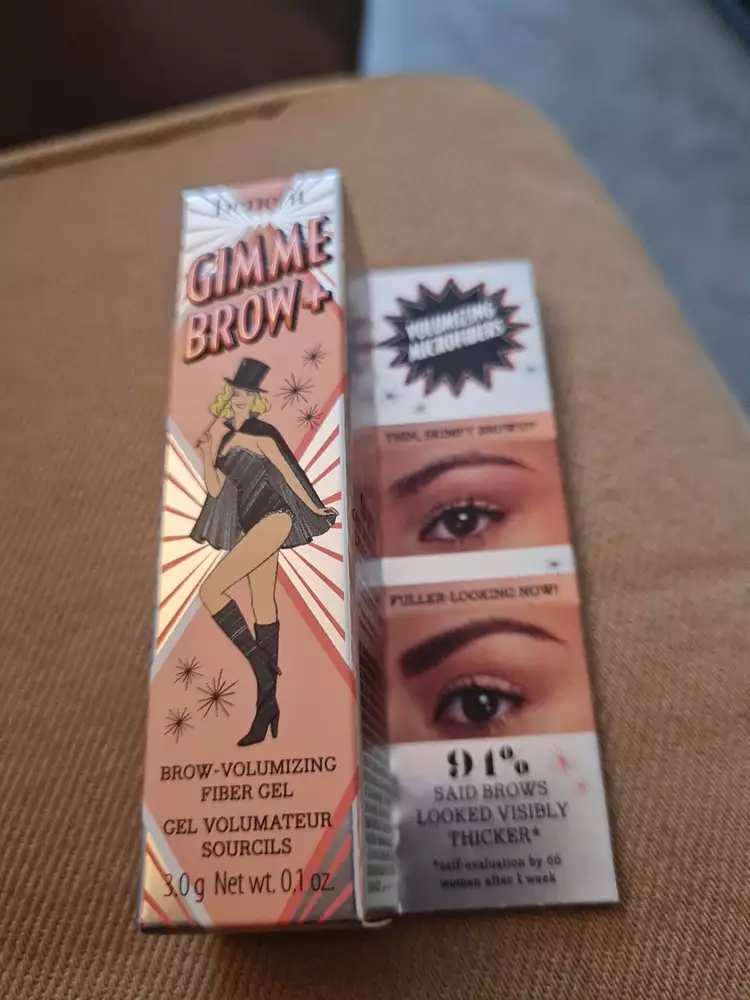 BENEFIT - Gimme brown+ - Gel volumateur de sourcils