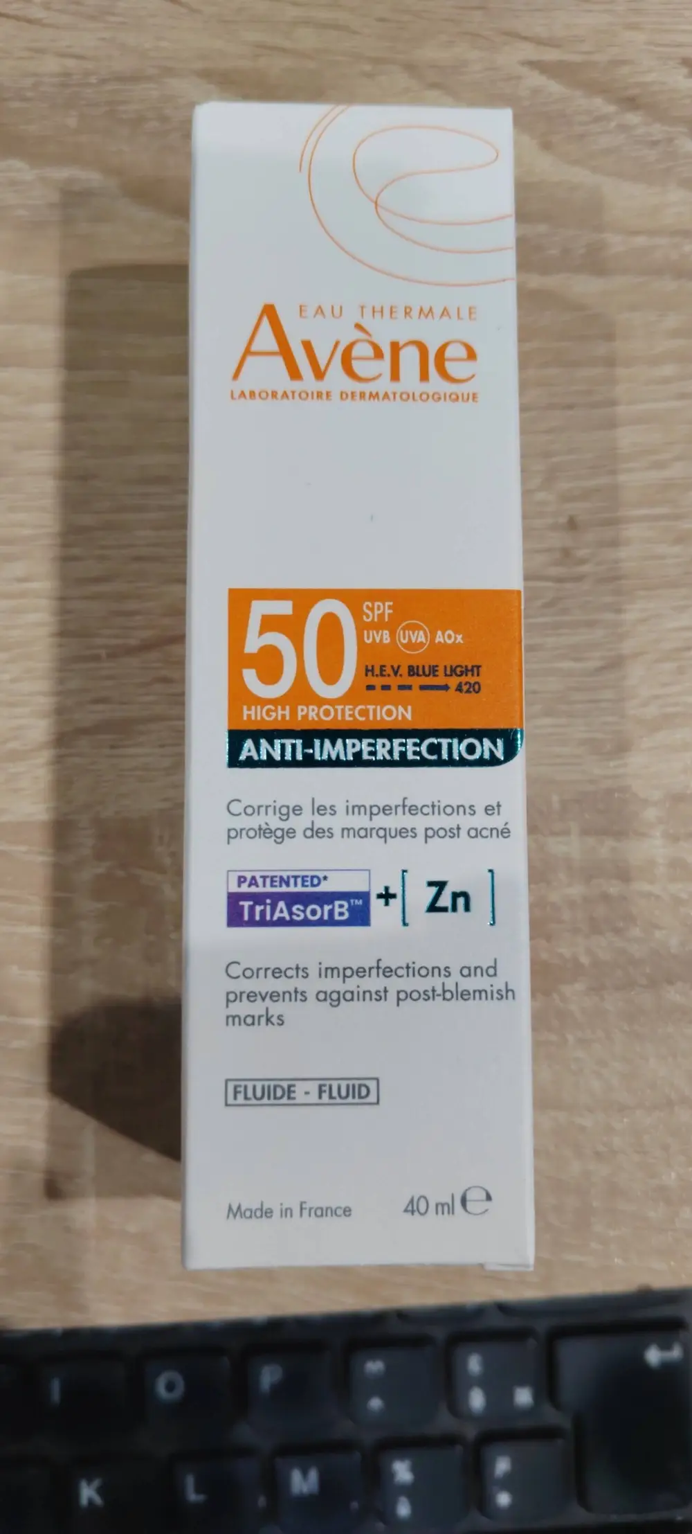 EAU THERMALE AVÈNE - Anti-imperfection fluide SPF 50