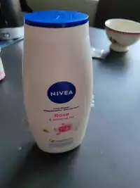 NIVEA - Rose & almond oil - Care shower